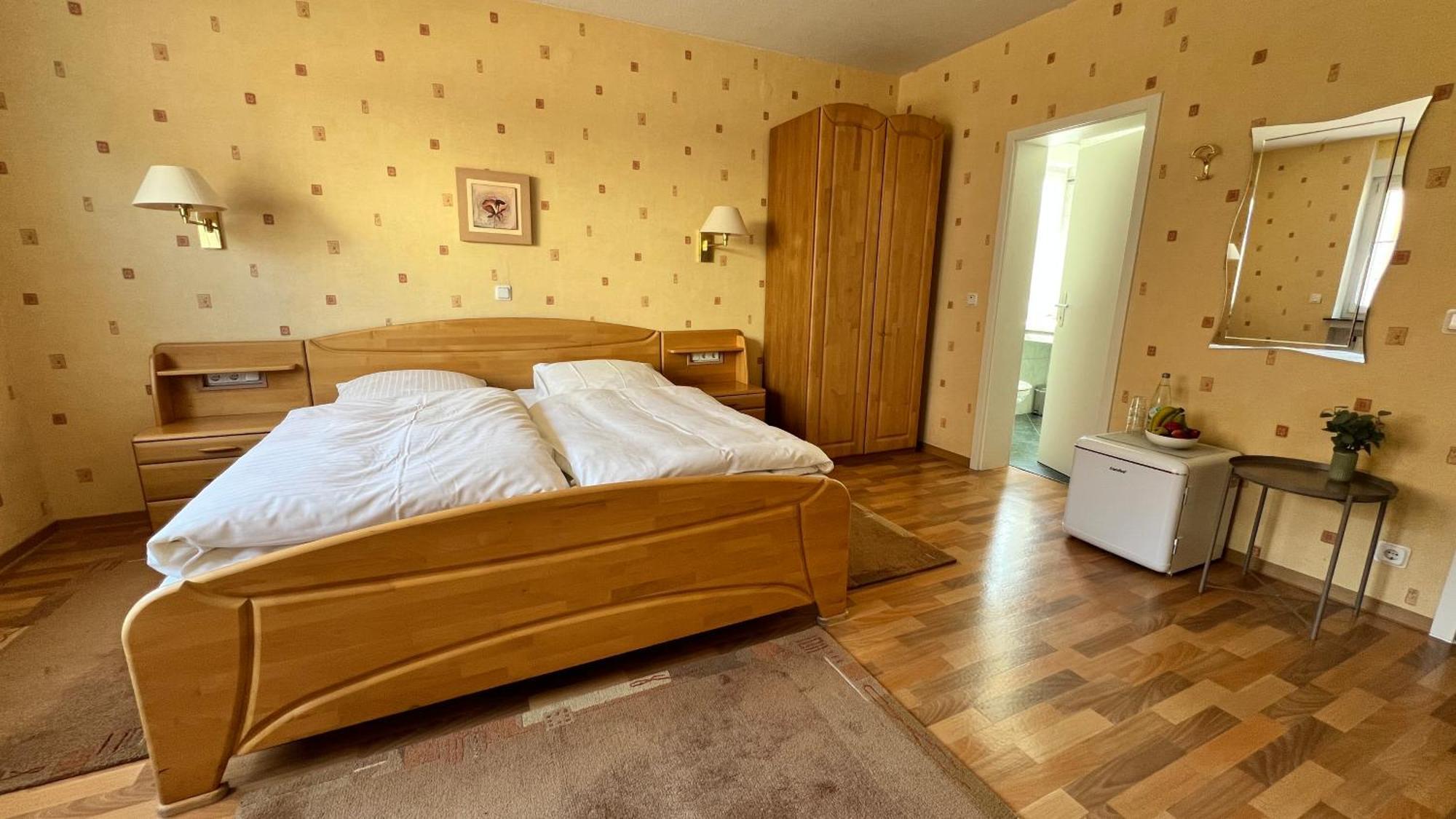 Gaestehaus Kliebenstein Saarwellingen Екстериор снимка